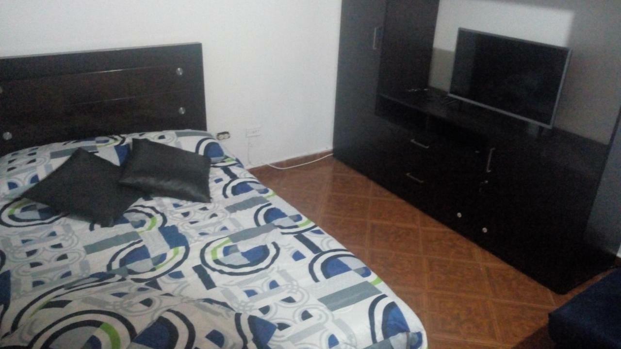 Habitacion Cerca Al Centro Medellin Exterior photo